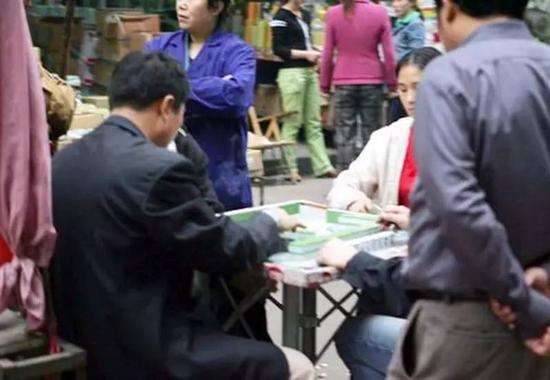 6月起一批新規(guī)將實施 網(wǎng)絡(luò)安全法強(qiáng)化個人信息保護(hù)與食品經(jīng)營安全升級